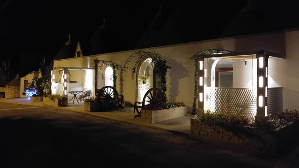 Bed And Breakfast Trulli San Leonardo Αλμπερομπέλο Εξωτερικό φωτογραφία