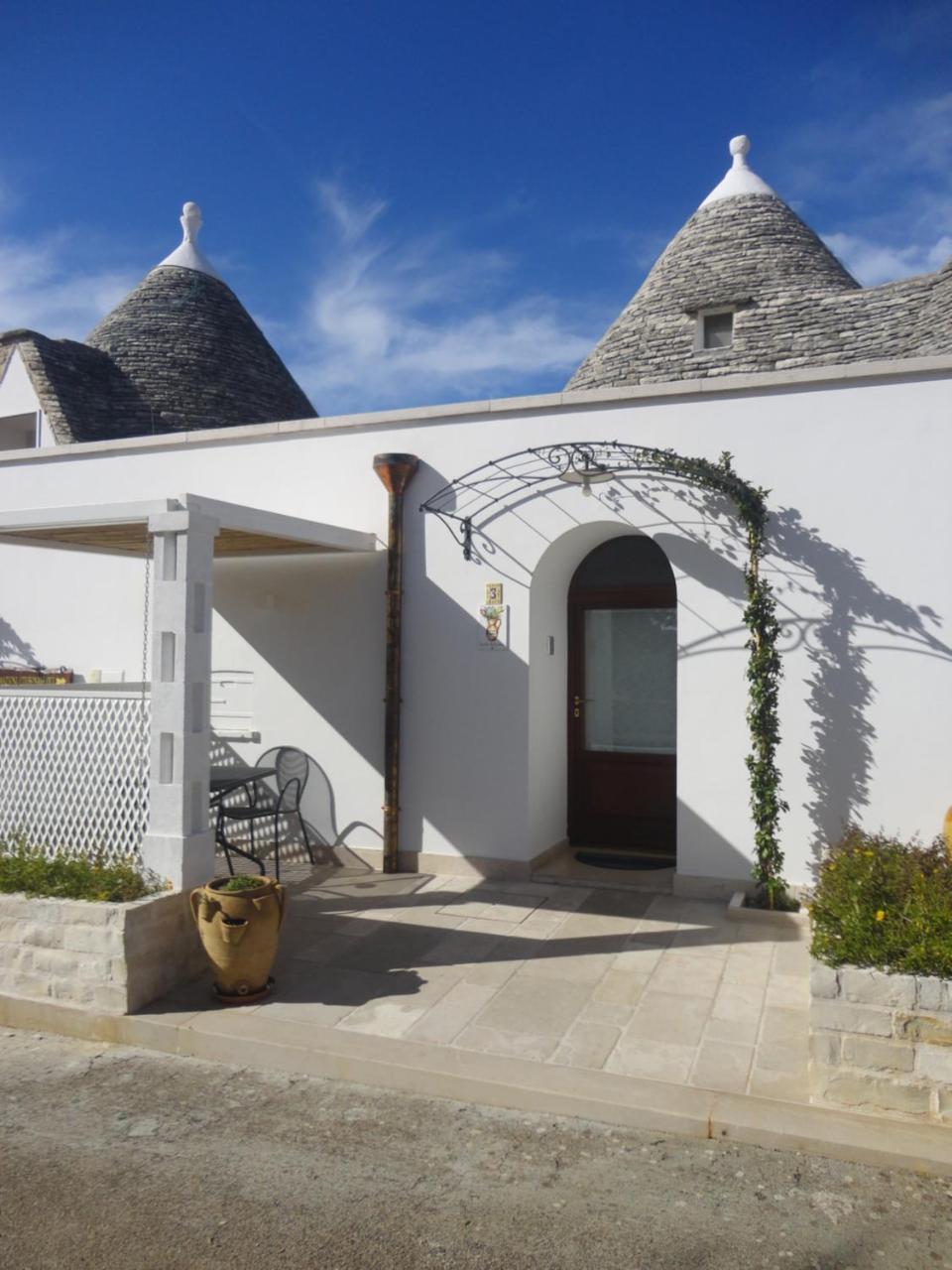 Bed And Breakfast Trulli San Leonardo Αλμπερομπέλο Εξωτερικό φωτογραφία